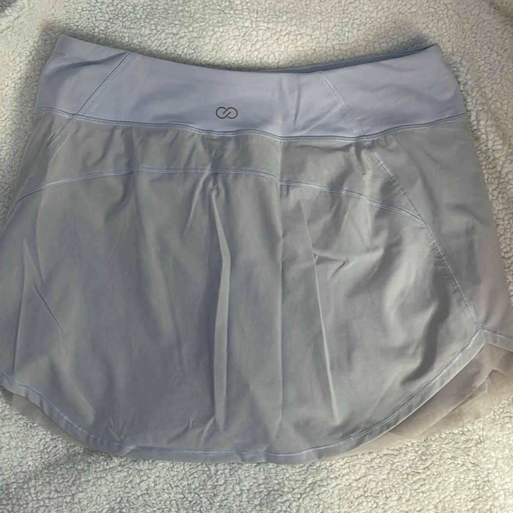 Calia by Carrie Underwood Tulip Hem Skort | Gray | Size Large - Picture 5 of 12